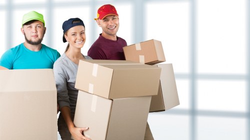 Croydon man with a van helping with a residential move